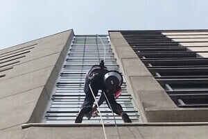 Abseiling Contractor Holloway