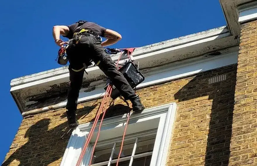 High Access Abseiling Painting Contractor Barbican
